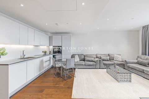 2 bedroom apartment to rent, Altissima House, 340 Queenstown Road, London, SW11
