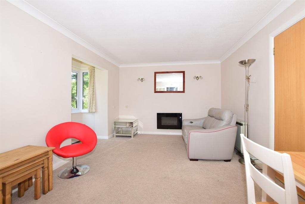 Greenwood Gardens, Caterham, Surrey 2 bed retirement property for sale