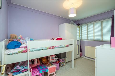 17 Mountbatten Drive, Shoeburyness, Southend-on-sea, SS3 8UY