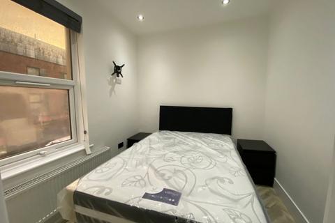 1 bedroom flat to rent, Castle Street, Hp13