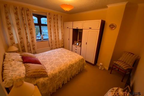 10 Duffryn Close, Tonyrefail, Porth, CF39 8HD