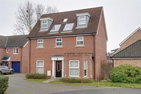 5 bedroom detached house to rent, Dairy Drive, Beck Row, Bury St Edmunds, Suffolk, IP28