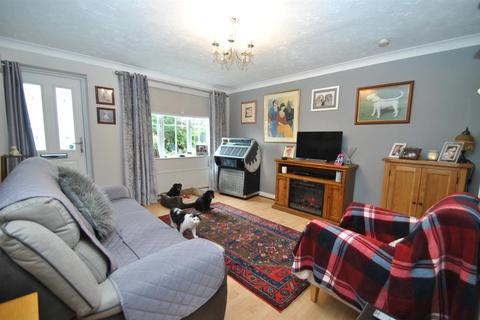 12 Barleycroft, Buntingford, SG9 9SD