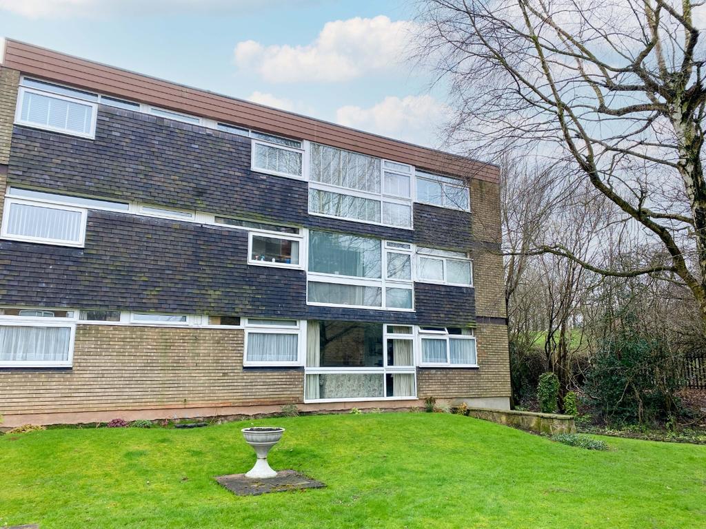Brandhall Court, Wolverhampton Road... 2 bed apartment £130,000
