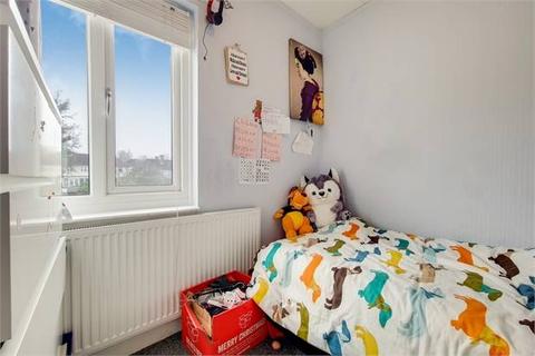 9 Clarence Road, London, SE9 4SJ