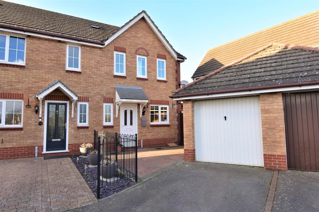 Aubrey Drive, Sudbury, CO10 1PY 3 bed semidetached house £310,000
