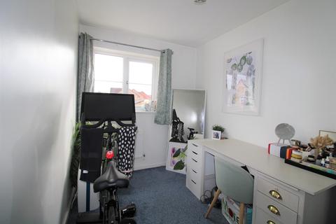 14 Chillingham Close, Middlewich, CW10 9GL