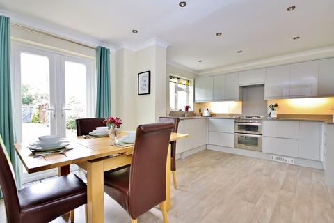 30 Alterton Close, Woking, GU21 3DD