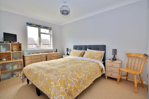 30 Alterton Close, Woking, GU21 3DD