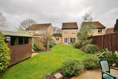 30 Alterton Close, Woking, GU21 3DD