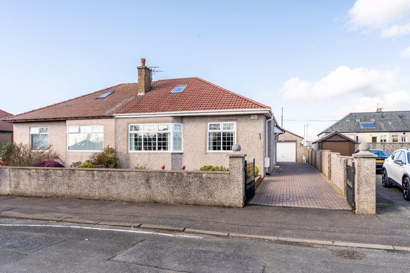 23 Braehead Avenue, Ayr KA8 0JS 2 bed semidetached bungalow £170,000
