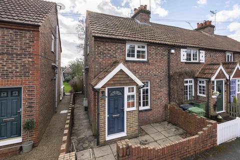 39 Oakdene Road, Brockham, Betchworth, RH3 7JU