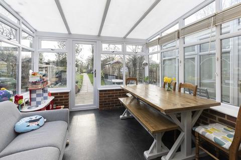 39 Oakdene Road, Brockham, Betchworth, RH3 7JU