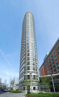 Studio to rent - Ontario Tower, 1 Fairmount Avenue, Blackwall Way, Canary Wharf, United Kingdom, E14 9JA