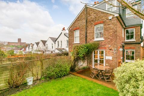 49 Agraria Road, Guildford, GU2 4LF
