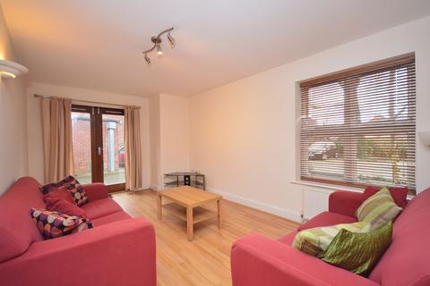 Flat 16, 26 Ivanhoe Road, Aigburth, Liverpool, L17 8BA