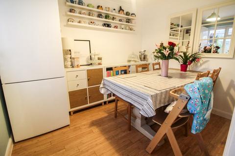 52 Amblecote Road, Tilehurst, Reading, RG30 4BP