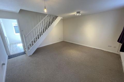 3 bedroom terraced house to rent, Highfield Lane, Chichester