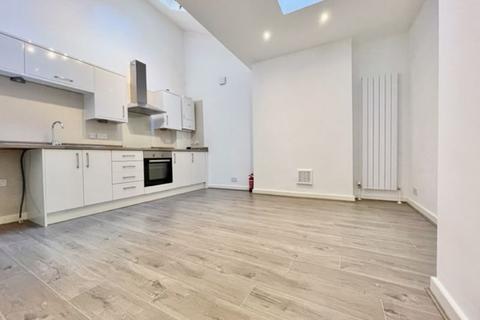 2 bedroom flat to rent, Alma Grove, SE1