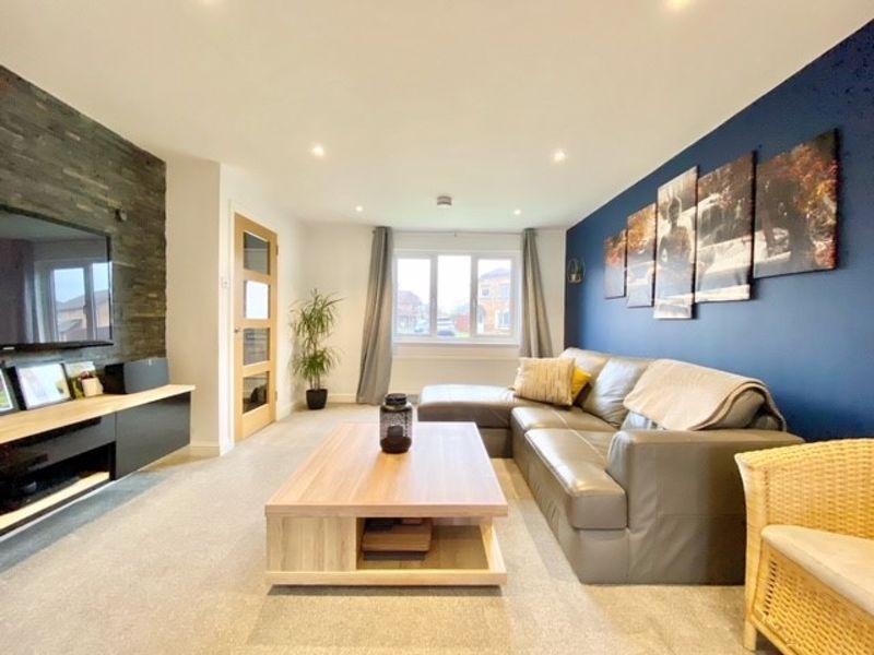 Shilliaw Drive, Prestwick 3 bed semidetached house £165,000