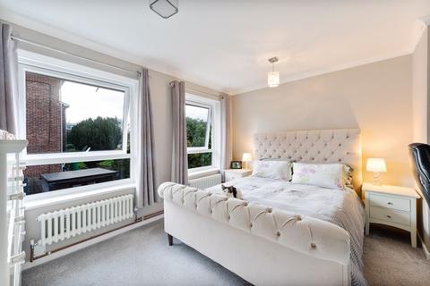 20b Stanley Road, Sutton, SM2 6TB