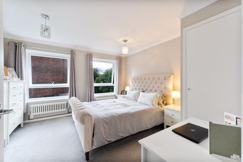 20b Stanley Road, Sutton, SM2 6TB