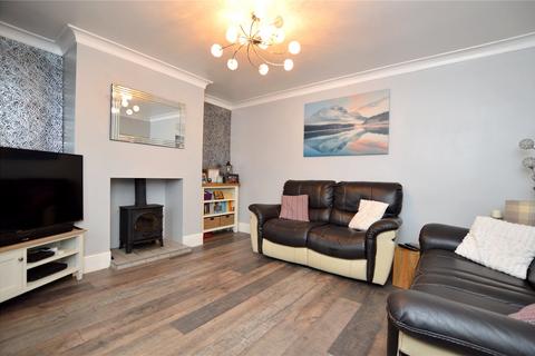 3 bedroom semi-detached house for sale, Hill Court Grove, Leeds