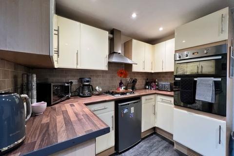 8 Cwm Rhos View, Tredegar, NP22 3QB