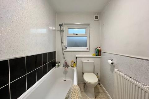 8 Cwm Rhos View, Tredegar, NP22 3QB