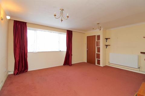 21 Ashmead Crescent, Birstall, Leicester, LE4 4GS