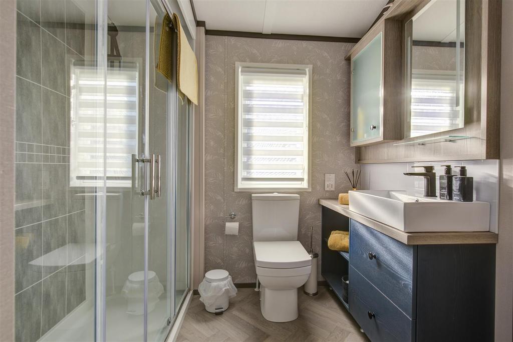 Jack & Jill Shower Room