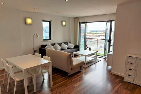 2 bedroom apartment for sale, South Quay, Kings Road, Marina, Swansea