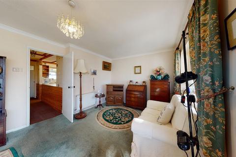 4 Coniston Road, Folkestone, CT19 5JF