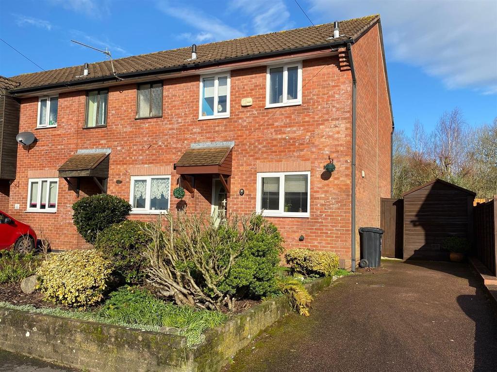 St. Davids Crescent, Newport 2 bed terraced house £160,000