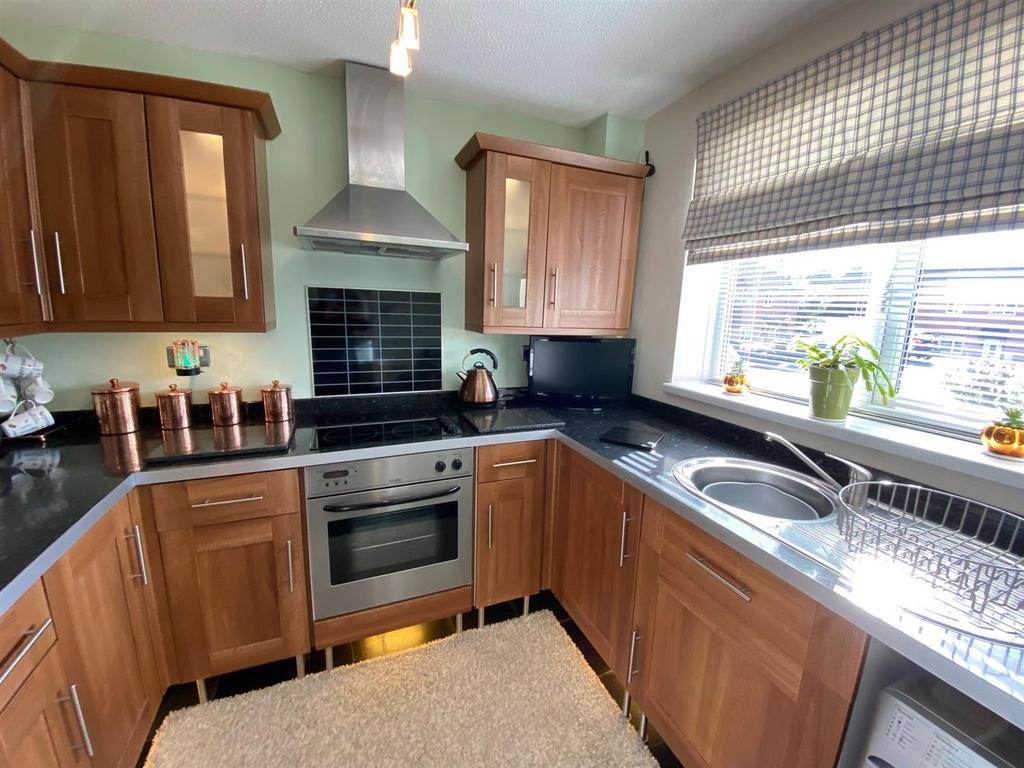 St. Davids Crescent, Newport 2 bed terraced house £160,000