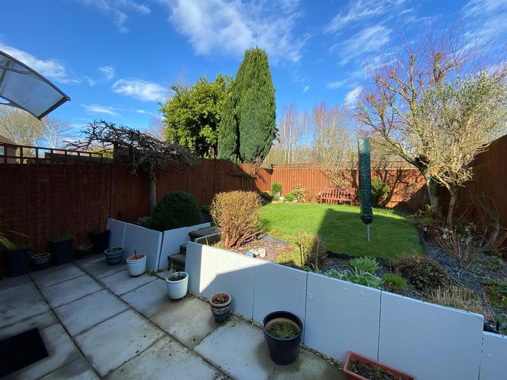 St. Davids Crescent, Newport 2 bed terraced house £160,000