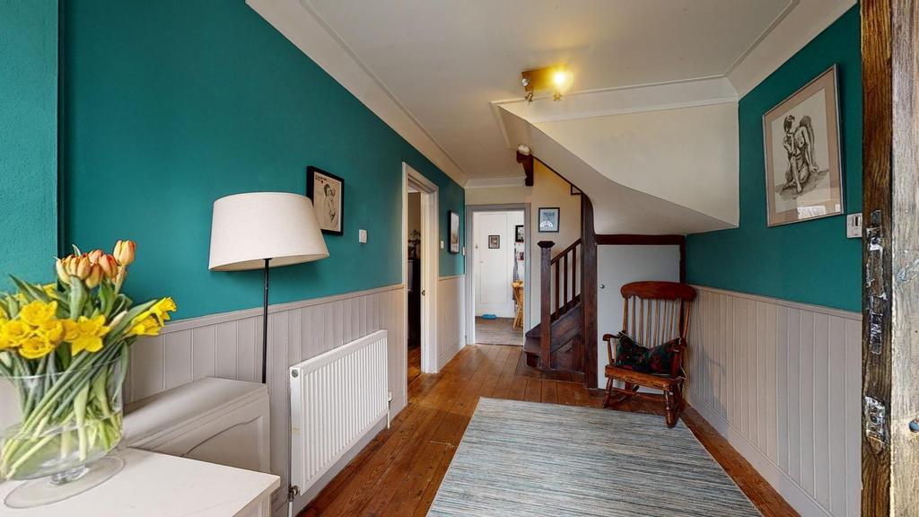 West Cliff Drive, Herne Bay 5 bed detached house £450,000