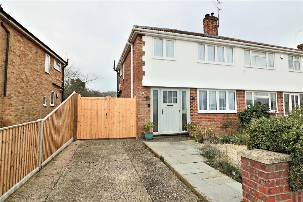 Amblecote Road, Tilehurst, Reading 3 bed semidetached house £409,950