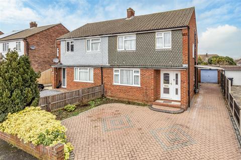 54 Copthall Way, New Haw, Addlestone, KT15 3TU
