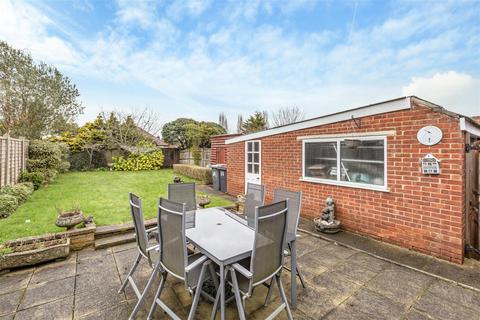 54 Copthall Way, New Haw, Addlestone, KT15 3TU
