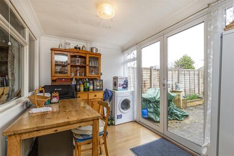 54 Copthall Way, New Haw, Addlestone, KT15 3TU