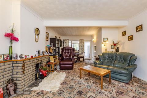 54 Copthall Way, New Haw, Addlestone, KT15 3TU