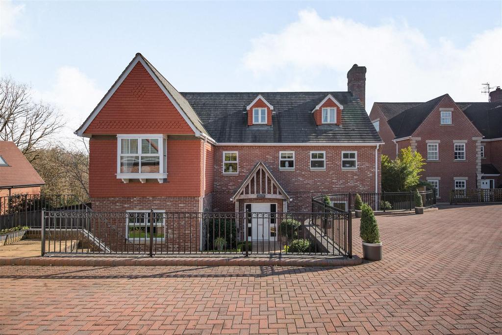 8494021-exterior16.jpg
