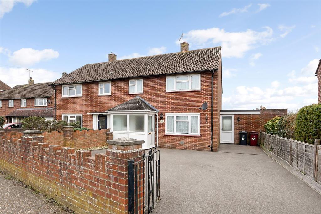 Sherborne Road Chichester 3 bed semidetached house £1,400 pcm (£323 pw)
