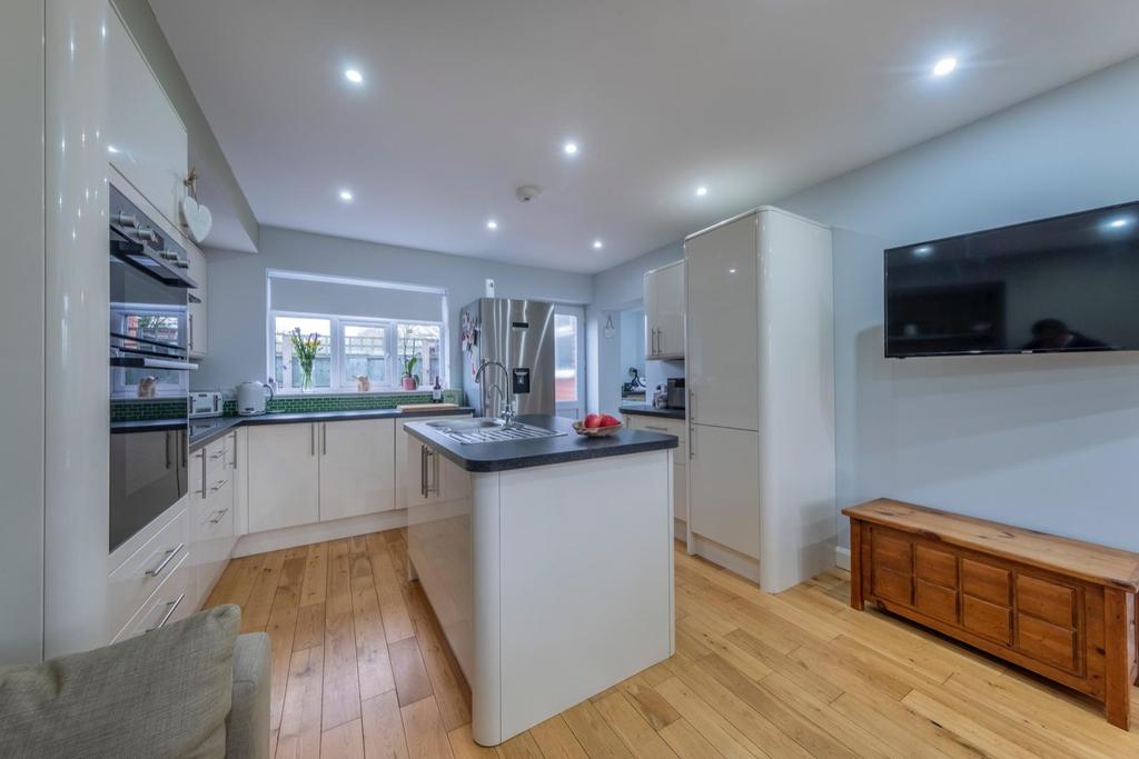Silverdene-002.JPG