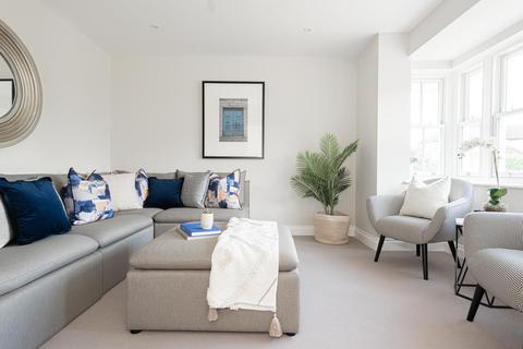 18 Aragon Avenue, Epsom, KT17 2QG