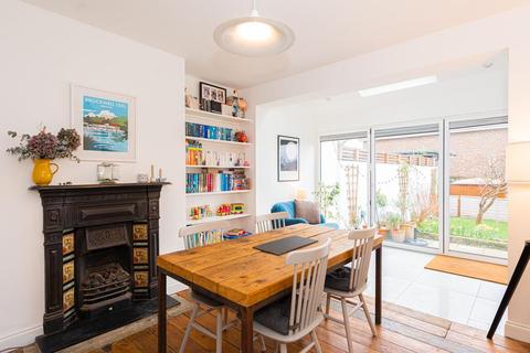 34 Burgh Heath Road, Epsom, KT17 4LU