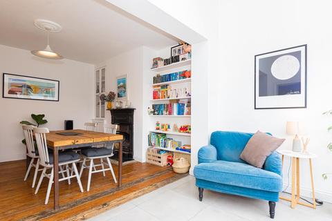 34 Burgh Heath Road, Epsom, KT17 4LU