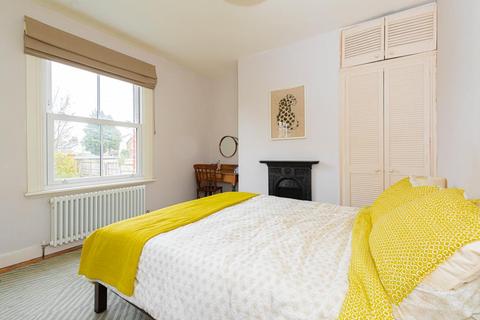 34 Burgh Heath Road, Epsom, KT17 4LU
