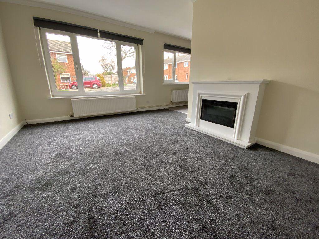 Springwell Drive, Countesthorpe 2 bed bungalow £900 pcm (£208 pw)